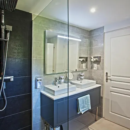 Nova Santa-Maria-di-Lota