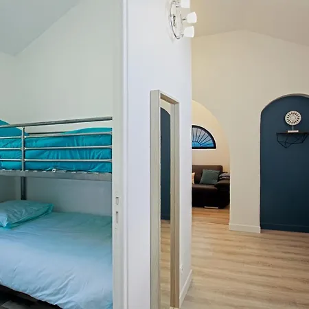 Nova Santa-Maria-di-Lota