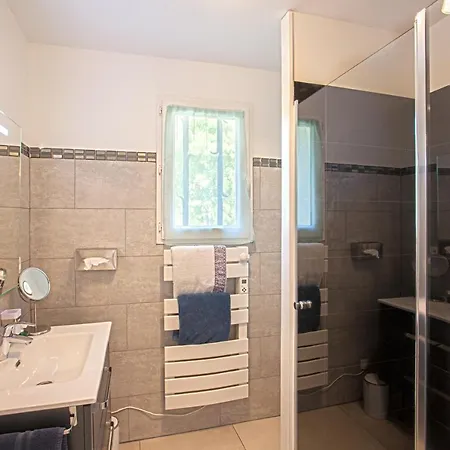 Nova * Santa-Maria-di-Lota