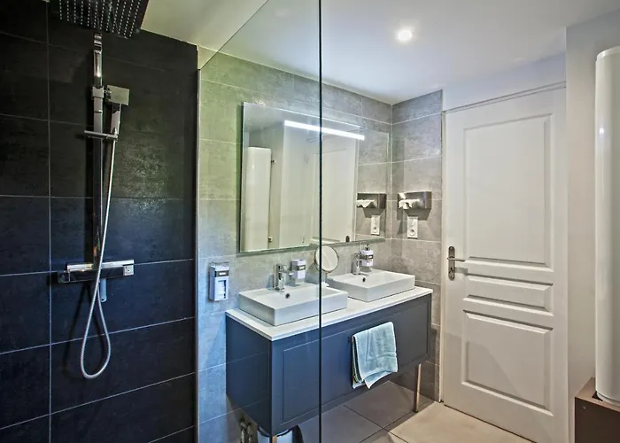 Nova Santa-Maria-di-Lota