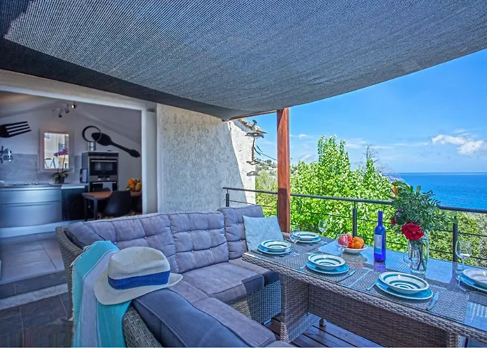 Nova Santa-Maria-di-Lota