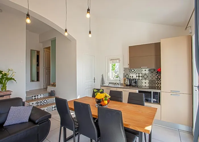 Nova Santa-Maria-di-Lota